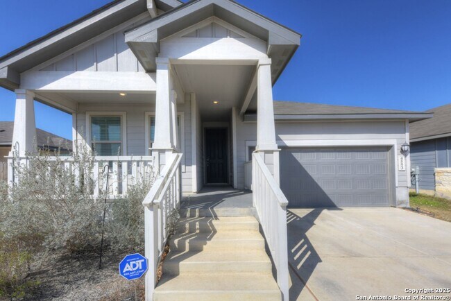 Foto del edificio - 4 Bedroom/3 Bath Remington Ranch Subdivision