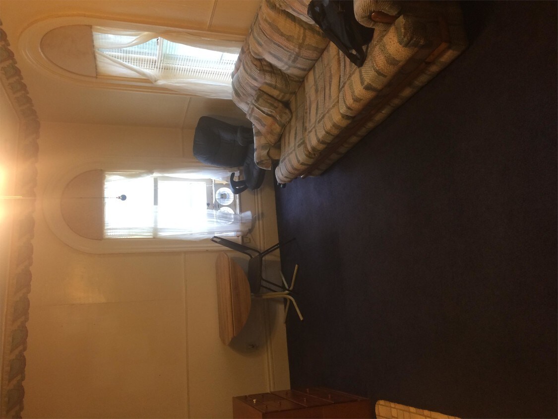 6 Ferris St Unit 6, Hillsdale, MI 49242 Apartment for Rent in