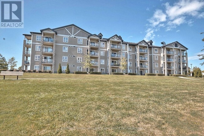 Building Photo - 330 Prince Charles Dr S