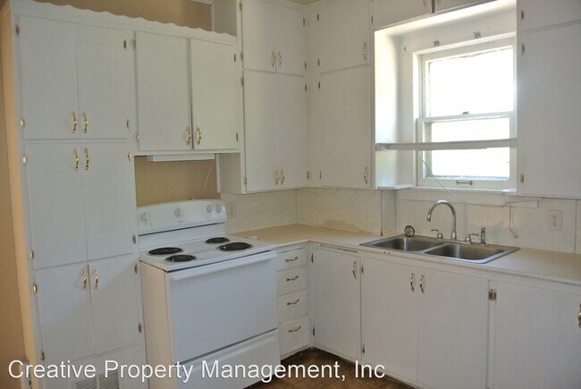 Foto del edificio - 122 5th Ave SE