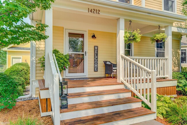 Building Photo - 4 br, 3 bath House - 14212 Garden Way N