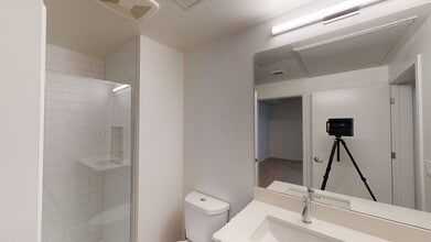 Interior Photo - Cirrus