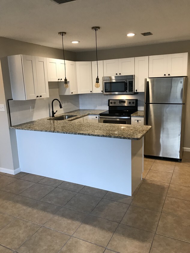 2399 Eastwood Dr, Clearwater, FL 33765 Apartments in Clearwater, FL