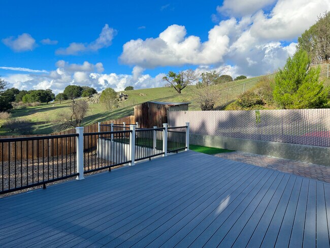 Photo - 3951 Malcolm Ave Apartments