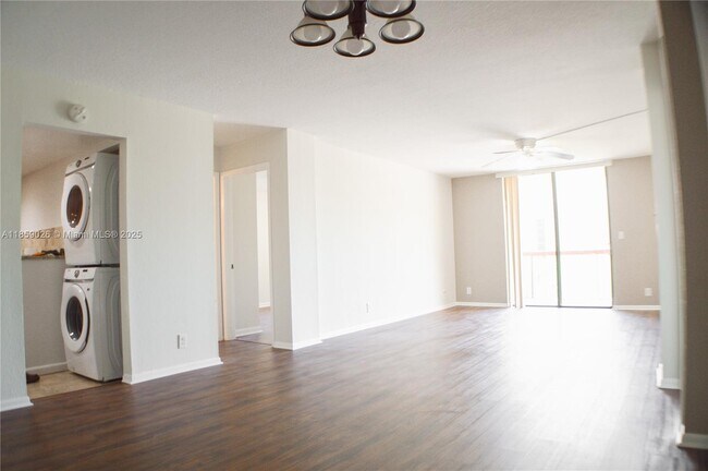 Foto del edificio - 733 SE 1st Way