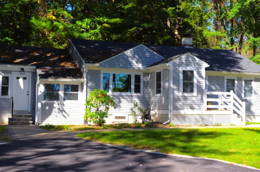 Foto principal - 113 Central St