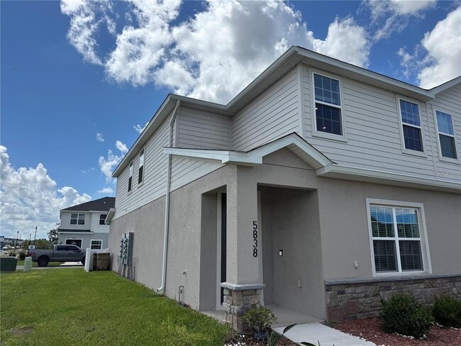 Foto del edificio - 5838 Freshwater Cyn Dr