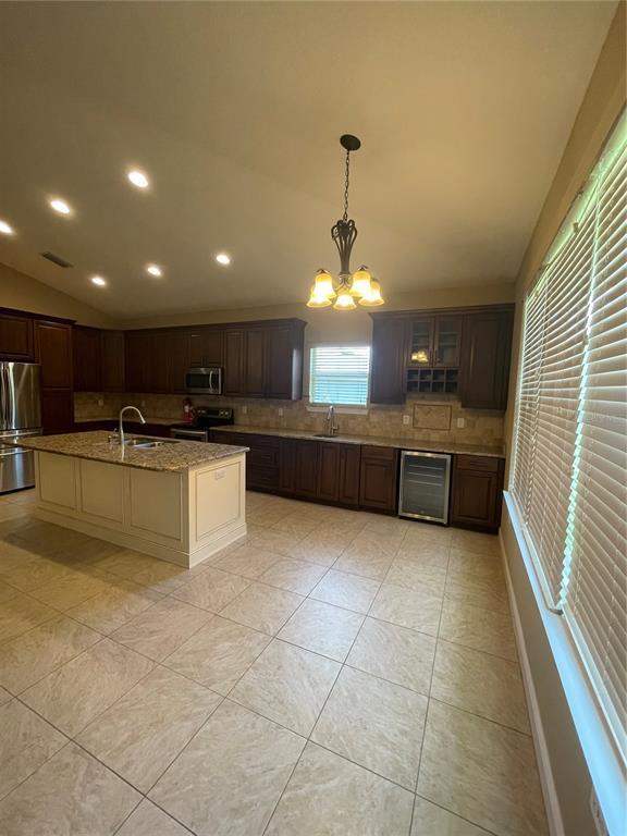 Foto del edificio - 11445 Dovetail Ln