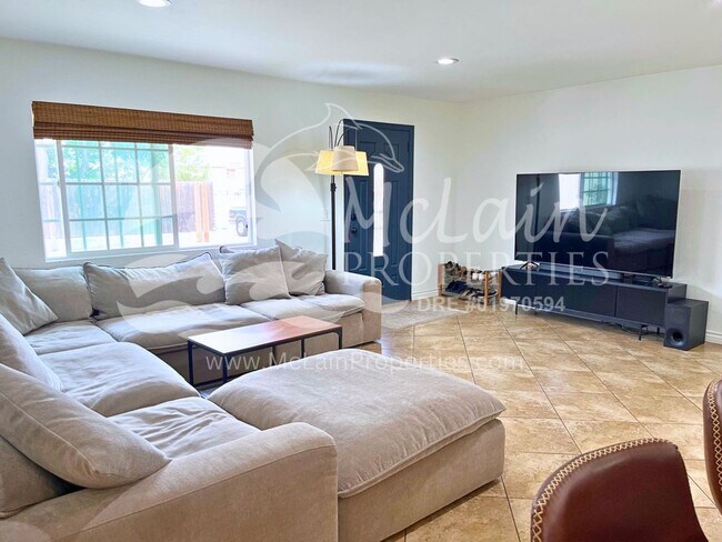 Foto del edificio - Modern Single Family Home - With In-Law Suite in Santee