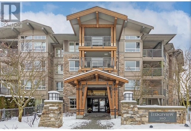 Building Photo - 3110 Dayanee Springs Blvd