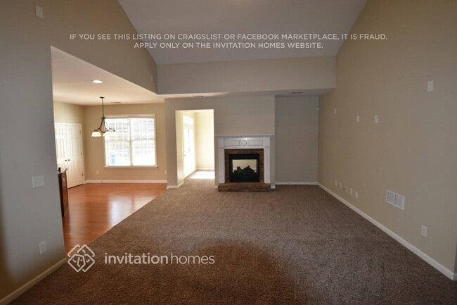 Building Photo - 1820 Madrid Falls Dr