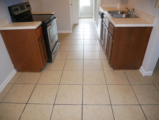 Foto del edificio - 7290 Madelyn Cove