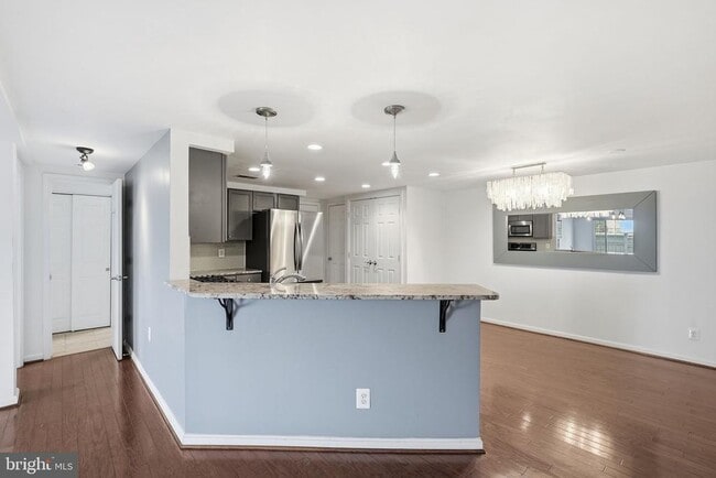 Building Photo - 1603 N Van Dorn St