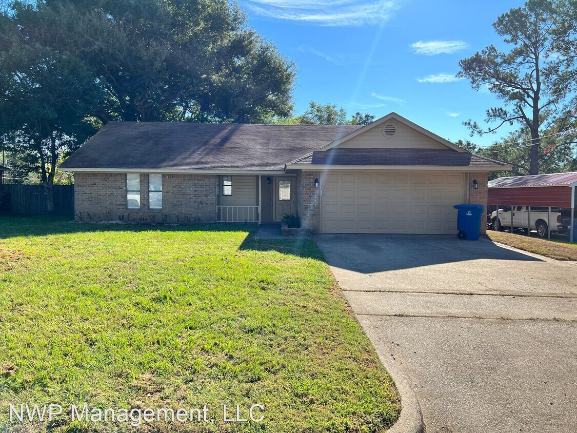 3 br, 2 bath House 411 Hickory House Rental in Bullard, TX