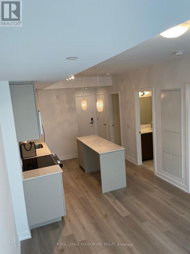 Photo du bâtiment - 770 Whitlock Ave