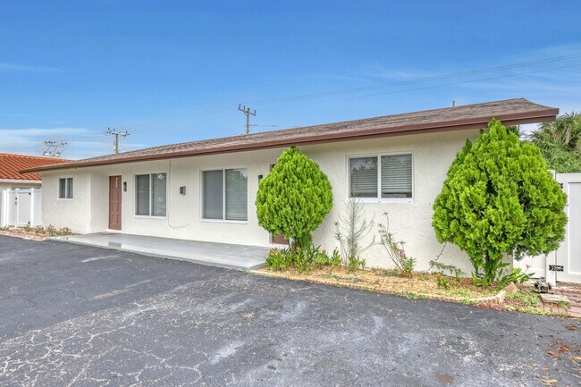 Foto del edificio - 3548 NE 5th Dr