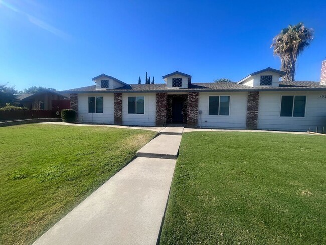 Foto del edificio - 1023 W Evergreen Ct