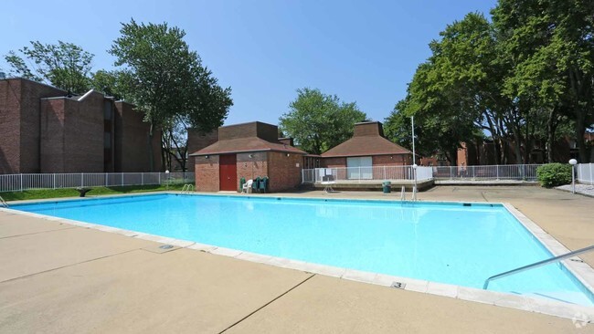 Piscina 1 - Welshwood Apartments