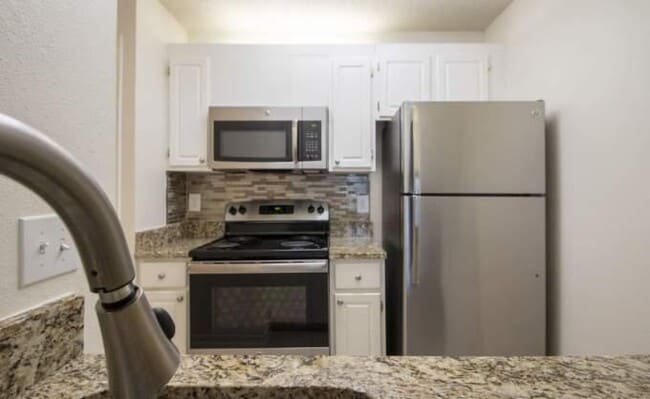 Foto del edificio - 1 bedroom in Dallas TX 75231