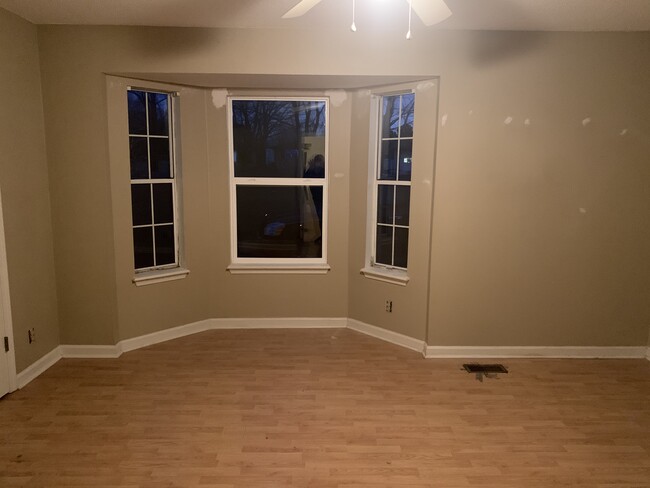 Master Bedroom - 1137 Rebecca Dr
