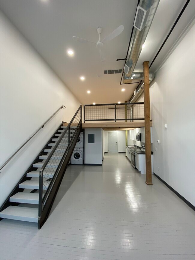 Foto del edificio - 623 Saint Joseph St