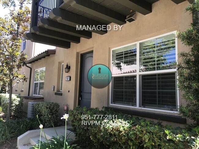 Building Photo - Owens Cove at Dos Lagos 55+ gated community