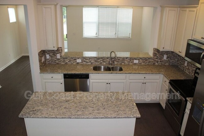 Building Photo - 5026 Sunnyside Ln