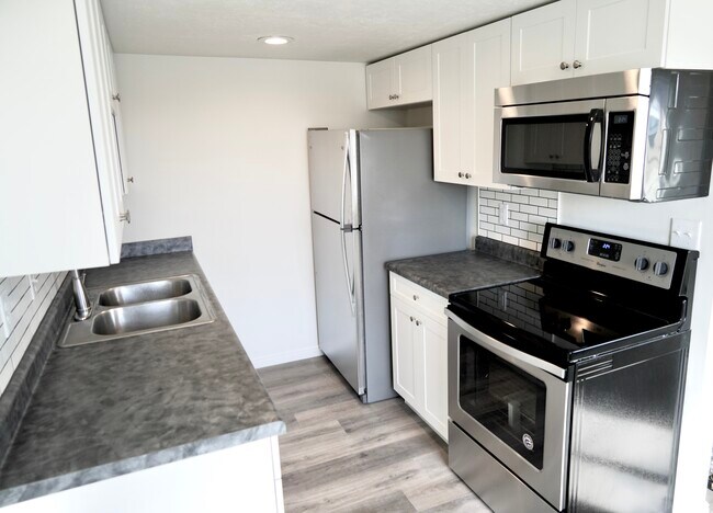 Foto del edificio - 1526 Layton 4-plex