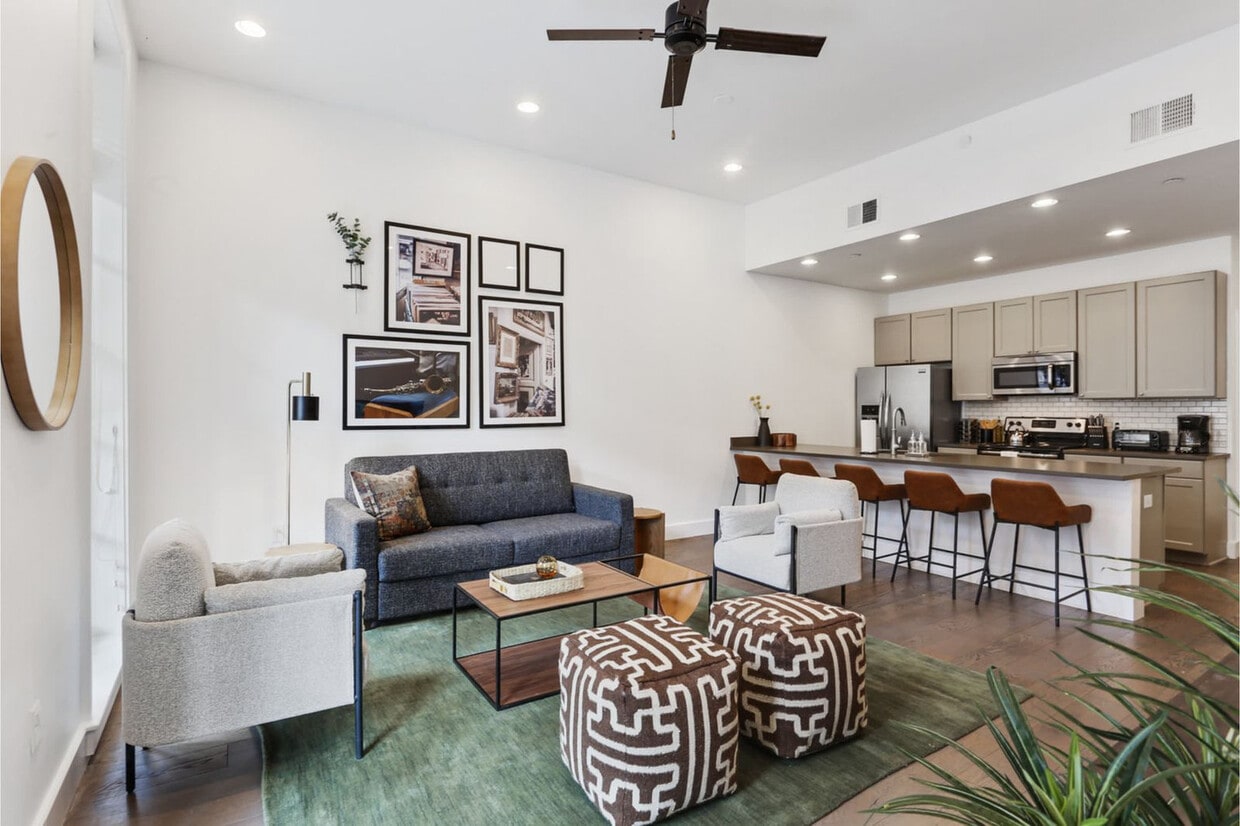 Foto principal - 127 Carondelet St