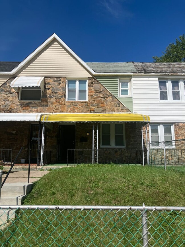 Building Photo - 5049 Chalgrove Ave