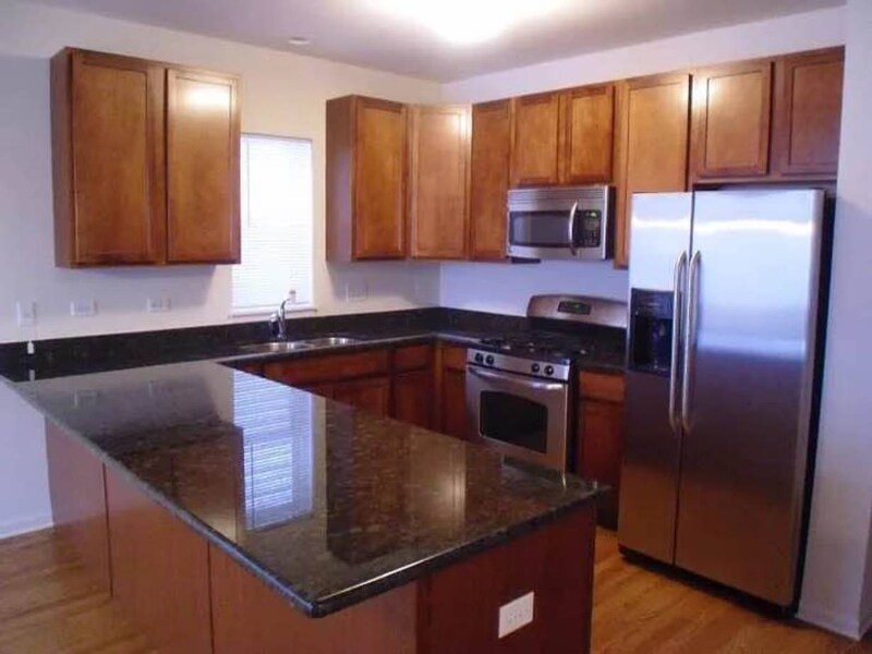 Foto principal - 5343 W Galewood Ave