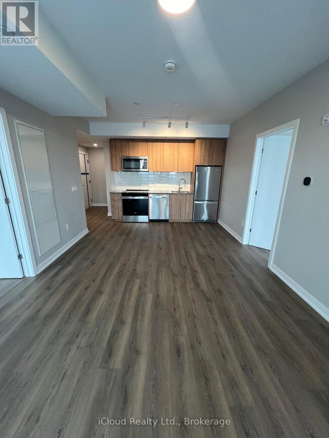 Building Photo - 720 Whitlock Ave