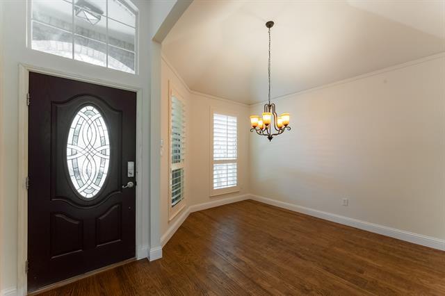 Building Photo - 1329 Sherman Ct