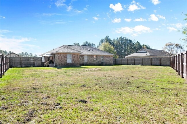 Building Photo - 938 Poppleton Dr