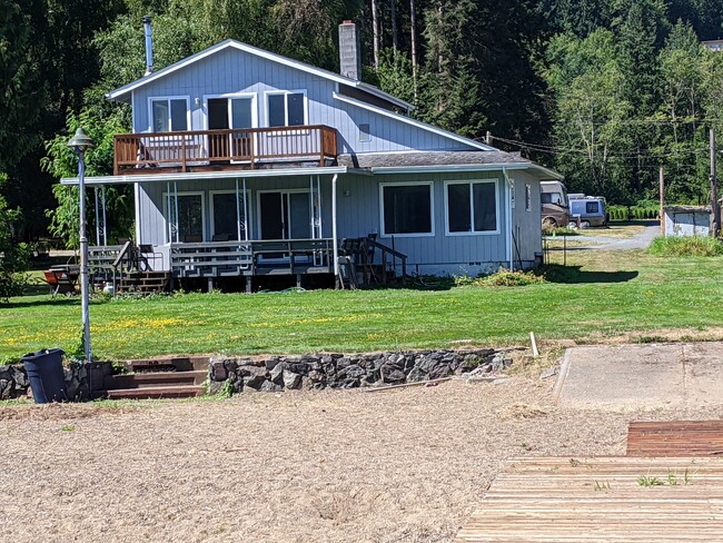 Building Photo - 17719 W Big Lake Blvd