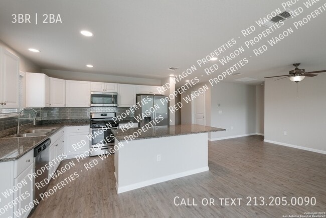 Foto del edificio - 10102 Relic Oaks