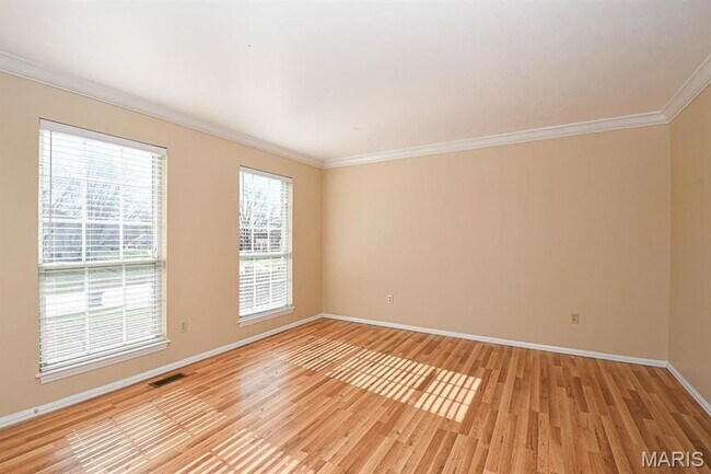 Foto del edificio - 612 Log Hill Ct