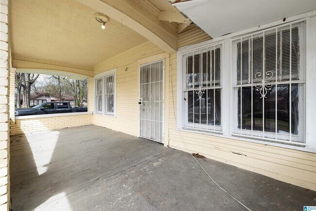 Foto del edificio - 129 68th St N