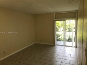 Building Photo - 801 NW 47th Ave