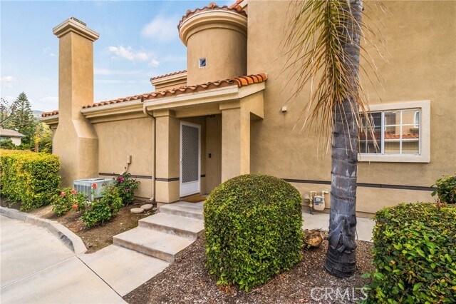 Foto del edificio - 675 Wild Rose Ln