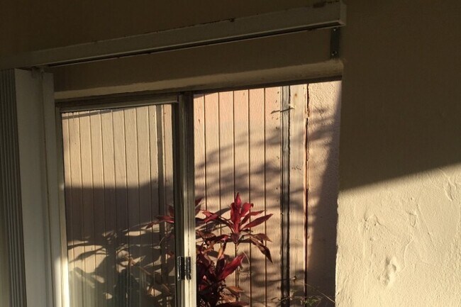 Building Photo - 138 Entrada Dr