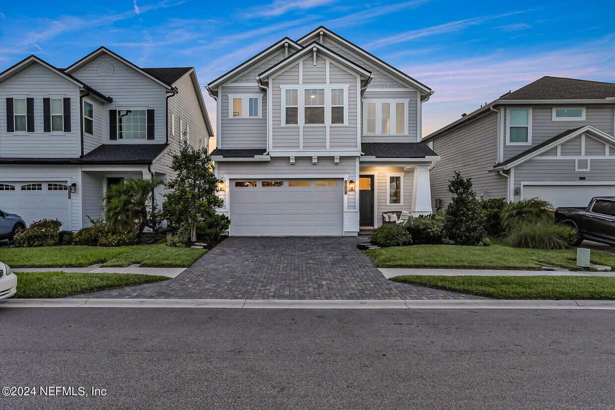Foto principal - 10102 Innovation Way