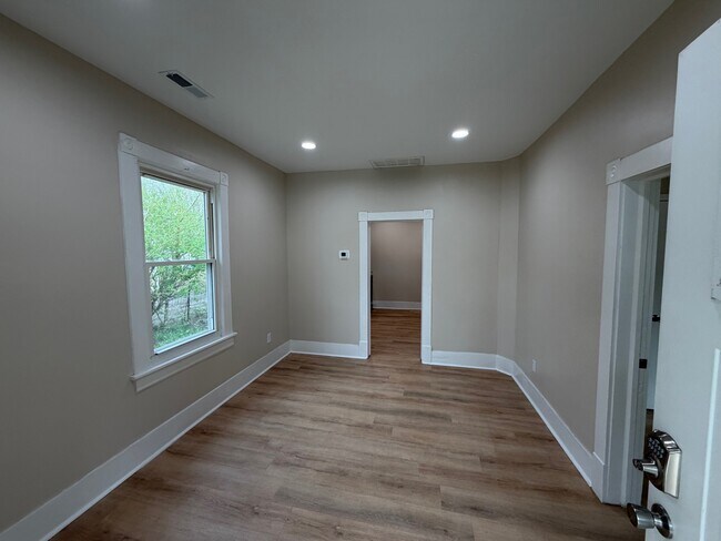 Foto del edificio - 1326 Morton Ave SE