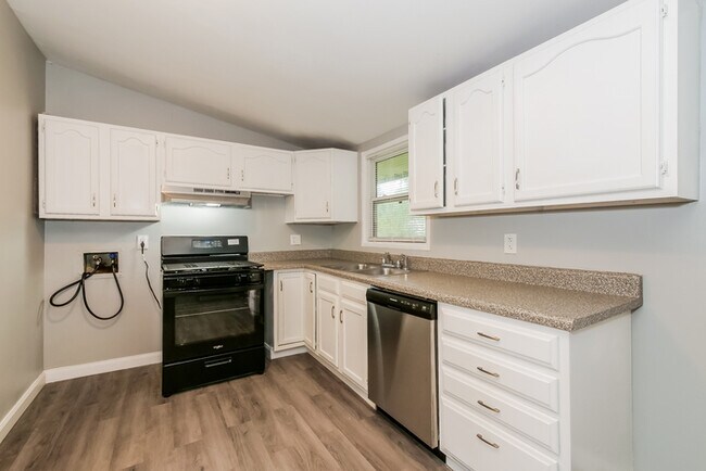 Building Photo - 414 N Cochise Dr