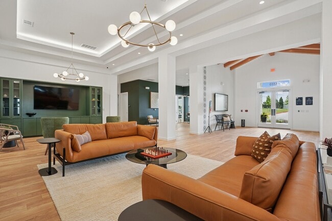 Building Photo - Hillside on Parmer Lane