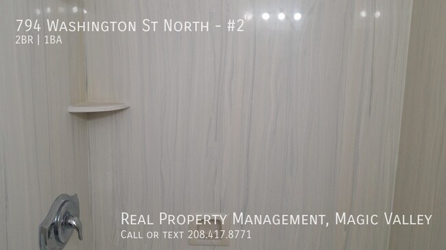 Foto del edificio - 794 Washington St N