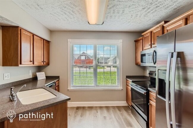 Building Photo - 2718 Annapolis Ct, Murfreesboro, TN, 37128