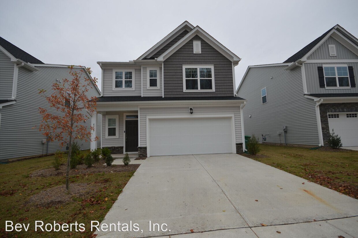 Foto principal - 4 br, 3 bath House - 4229 Olde Waverly Way