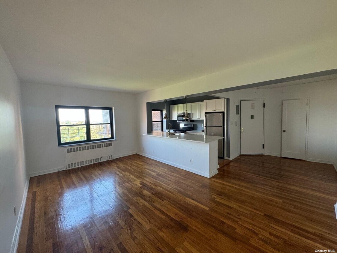 77-10-77-34 34th Ave Unit A68, Queens, NY 11372 - Room for Rent in ...