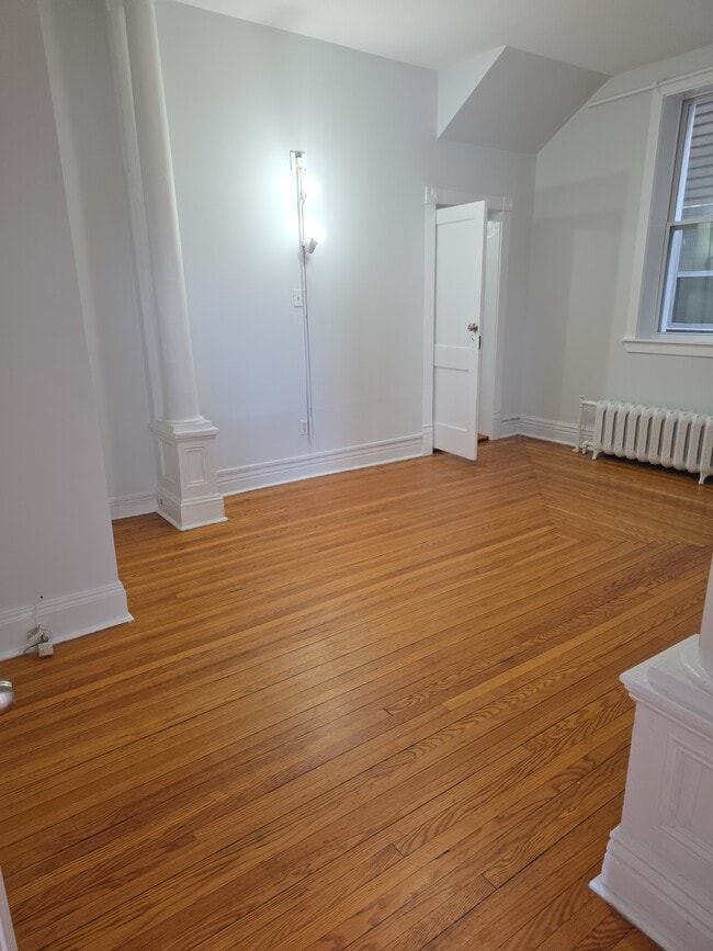 Photo du bâtiment - 2213 Brunswick St